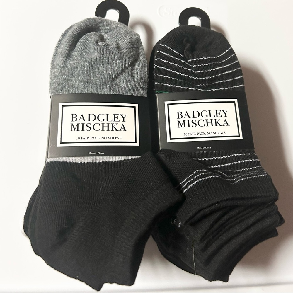 Badgley Mischka Woman’s No Show Socks 20 Pairs Gray Black White Size 5.5 - 11